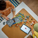 Lego LEGO® City - Brez meja: Klančina za dirkanje z avtomobilčki (60460) | Shoptok.si