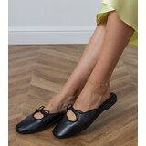 D/CEO Black closed-toe flat sandals Matila | Shoptok.si