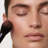 Dr. Hauschka Make-Up Blush puder- rumenilo nijansa 02 apricot 5 g | shoptok.hr