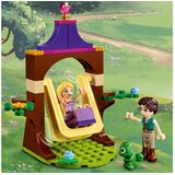 Lego kocke Disney Princess 43187 Motovilkin stolp | Shoptok.si