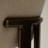 DAN-FORM Denmark Bež jedilni stol z nasloni za roke Duct – | Shoptok.si