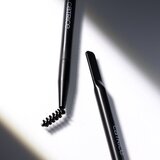 Catrice Lift & Laminate Brow Tool krtačka za obrvi 1 kos | Shoptok.si