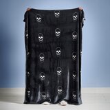 Catherine Lansfield Temno siva otroška odeja iz mikropliša 130x170 cm Skulls – | Shoptok.si
