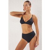 Trendyol Black Plain Triangle High Waist High Leg Hipster Bikini Set cene