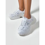 Resti Women's Sporty Sneakers on a Thicker Sole Annete | ePonuda.com