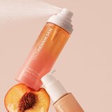 OLEHENRIKSEN Truth Peach Glaze Glow Mist meglica za obraz z vitaminom C 80 ml | Shoptok.si