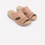 Shelvt Flip-flops on a low wedge powder pink | ePonuda.com