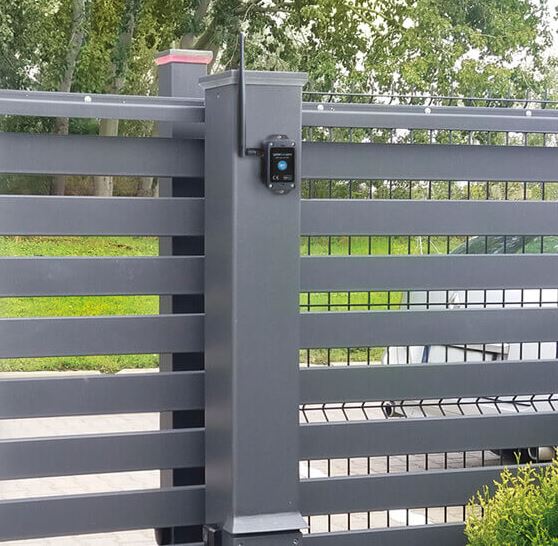 BLEBOX gateBoxPro - modul za dvoriščna vrata, večji domet signala | Shoptok.si