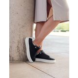 Vuch Lucky Black | Shoptok.si