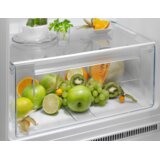 Electrolux vgradni hladilnik IK2685TR | Shoptok.si
