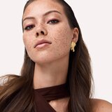 Catrice Jewel Glide Effect Eye Pencil vodootporna olovka za oči za blistavi sjaj nijansa 050 Ruby Crystals 1.5 g | shoptok.hr