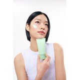 Abib Heartleaf Mild Sunscreen Relief Tube krema za sončenje za obraz s pomirjajočim učinkom SPF 50+ 50 ml | Shoptok.si