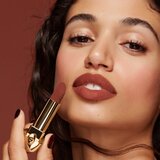Guerlain Rouge G luksuzni ruž za usne nijansa 879 Le Cerise Noire Velvet 3,5 g | shoptok.hr