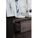 Rowico Komoda u dekoru hrasta u tamnoj prirodnoj boji 110x70x45 cm Melstone – | shoptok.hr