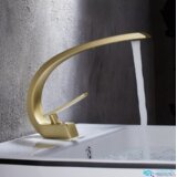 EYN Super moderna armatura za kopalniški umivalnik | Pipa GB1424 — Brušeno zlato | Shoptok.si