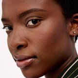 Benefit Hoola bronz puder z mat učinkom odtenek Rich Deep 8 g | Shoptok.si