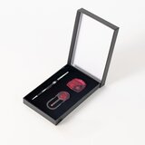 Marvel Poklon set Daredevil - kemijska olovka, pin i straničnik | shoptok.hr