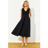 Trendyol Black Waist Midi Knitted Fabric Detailed Woven Maxi Dress Cene