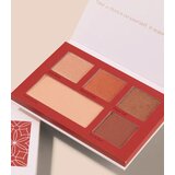Kia-Charlotta vegan eyeshadow - experiencing Cene