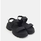 Sinsay Sandale na platformi od imitacije kože | shoptok.hr