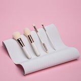 BrushArt Basic Blush brush kist za rumenilo 1 kom | shoptok.hr