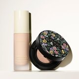 Gucci Beauty Eternité de Beauté dolgoobstojni tekoči puder v gobici SPF 35 odtenek 02 14 g | Shoptok.si