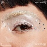 NYX Professional Makeup Ultimate Glow Shots bleščeča tekoča senčila za oči odtenek 03 Come Thru Coconut 7,5 ml | Shoptok.si