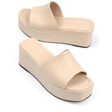 Capone Outfitters Mules - Beige - Wedge Cene