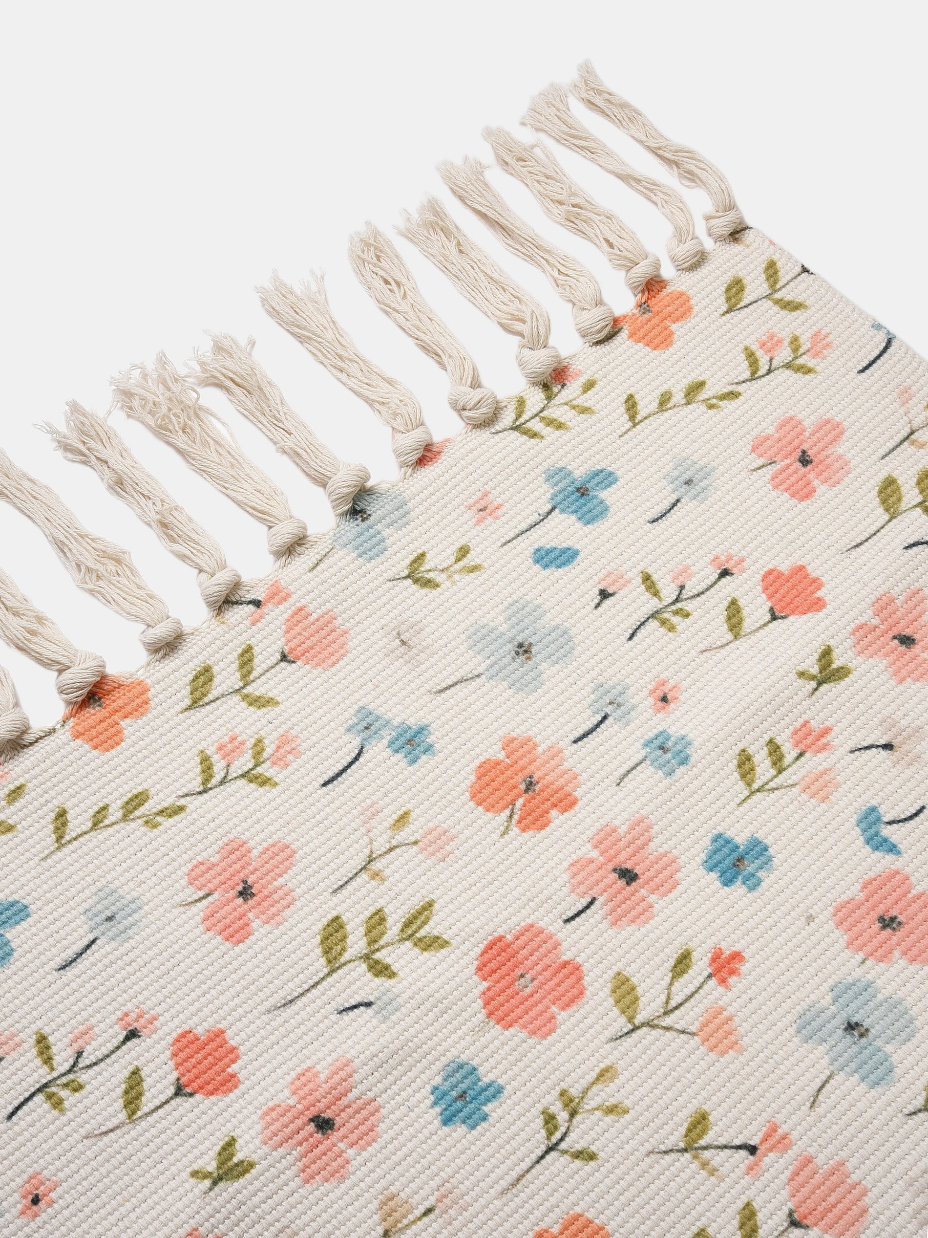 Sinsay Tepih s cvjetnim motivom i resama | shoptok.hr