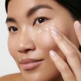 Dr. Hauschka Make-Up Concealer prekrivni korektor odtenek 02 chestnut 2.5 ml | Shoptok.si