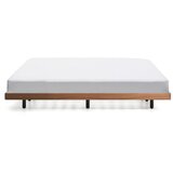 Kave Home Smeđi bračni krevet od masivne breze bez uzglavlja s podnicom 180x200 cm Norlen – | shoptok.hr