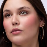 Catrice Blushin' Charm Multi Stick rdečilo z osvetljevalcem v paličici odtenek 020 Coral Cutie 5.5 g | Shoptok.si