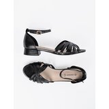 GOODIN Elegant black low-heeled sandals | ePonuda.com