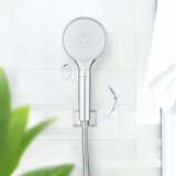 Wenko Plastična tuš ročka v sijajno srebrni barvi ø 12 cm Water Saving – | Shoptok.si