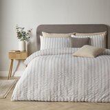 Catherine Lansfield Bež enojna posteljnina 135x200 cm So Soft Seersucker Stripe – | Shoptok.si