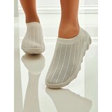 Resti Women's Slip-On Fabric Sports Shoes Perrey | Shoptok.si