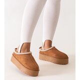 Gemre Brown slippers decorated with embroidery on a high platform Luanela | Shoptok.si