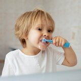 Foreo ISSA™ 4 Baby električna zobna ščetka za otroke od rojstva do 3 let Bubble Blue 1 kos | Shoptok.si