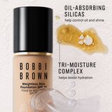 Bobbi Brown Weightless Skin Foundation SPF 15 Mini dugotrajni matirajući puder s hidratantnim učinkom nijansa Warm Natural 13 ml | shoptok.hr