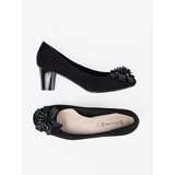 GOODIN Black women's pumps with a decorative flower | shoptok.hr