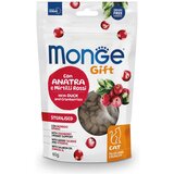 Monge Gift punjeni hrskavi jastučići za odrasle mačke, pačetina i brusnica Cene