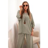 Kesi Włoski Women's set made of viscose blouse with a necklace and khaki pants | Shoptok.si