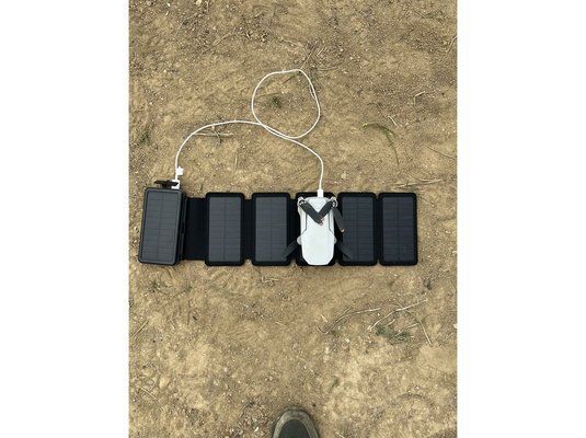 Sandberg Banka baterija - solarni Powerbank 20000 sa 6 panela (na solarno napajanje; vanjski; IPX4 otporan na prskanje; LED svjetlo; 2xUSB-A+USB-C) | shoptok.hr