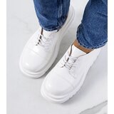 Gemre White low shoes with tractor sole Henty | ePonuda.com