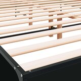 vidaXL Posteljni okvir črn 120x200 cm inženirski les in kovina | Shoptok.si