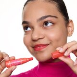 Essence JUICY TINT olovka za usne nijansa 02 Strawberry Szn 3.5 ml | shoptok.hr