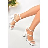 Fox Shoes Women's White Thick Heeled Casual Shoes Cene