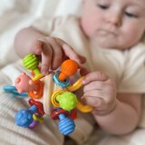 Woopie Baby mekana zvečarka 2u1, grizalo i senzorička igračka za dojenčad 0m+ | shoptok.hr