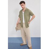 Trendyol muška košulja TMNSS25GO00075, kaki | Eponuda.com