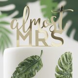 Ginger Ray® okrasek za torto almost mrs | Shoptok.si